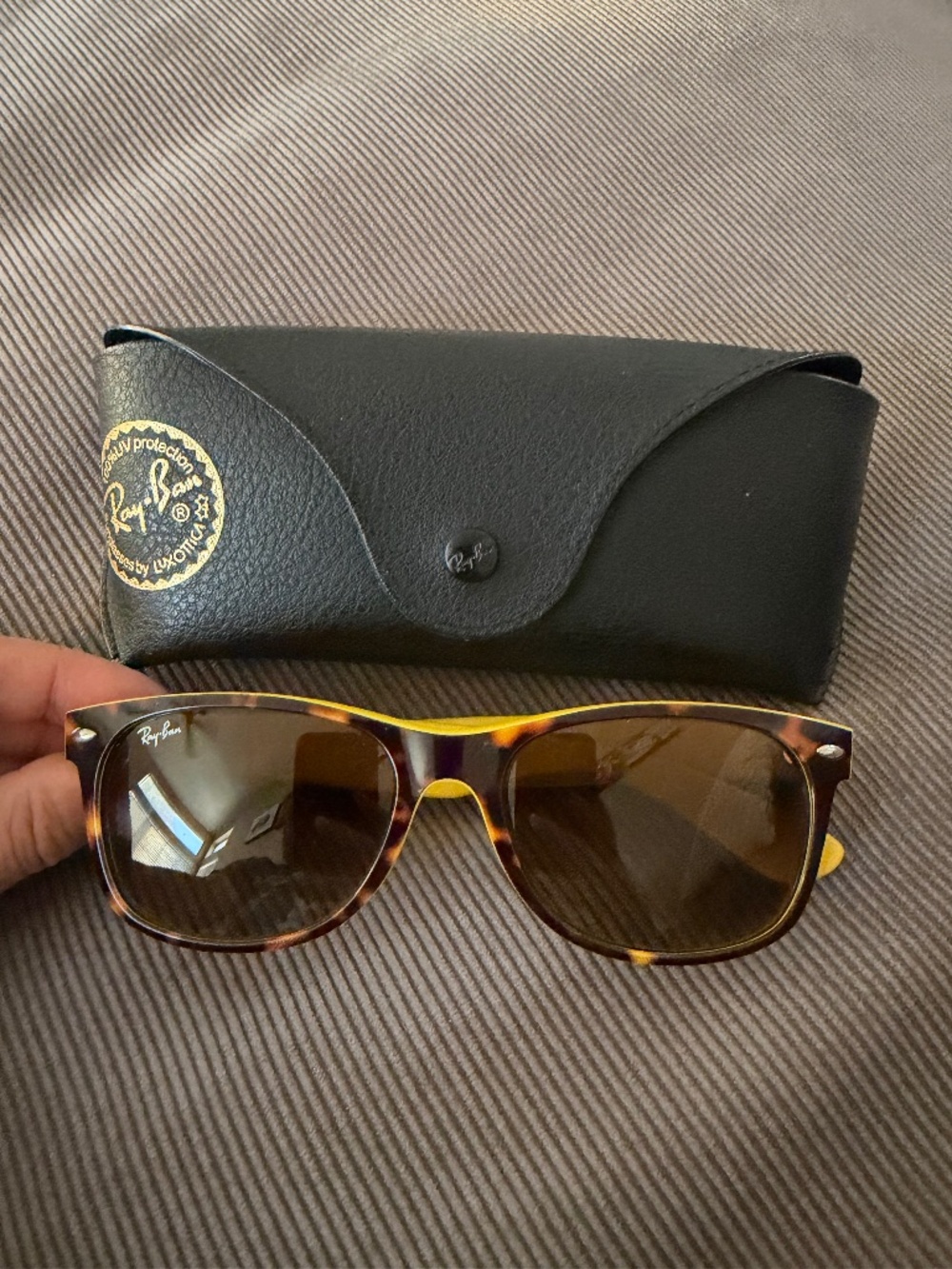 Authentic Ray-Bans Eyeglasses with lightweight fit